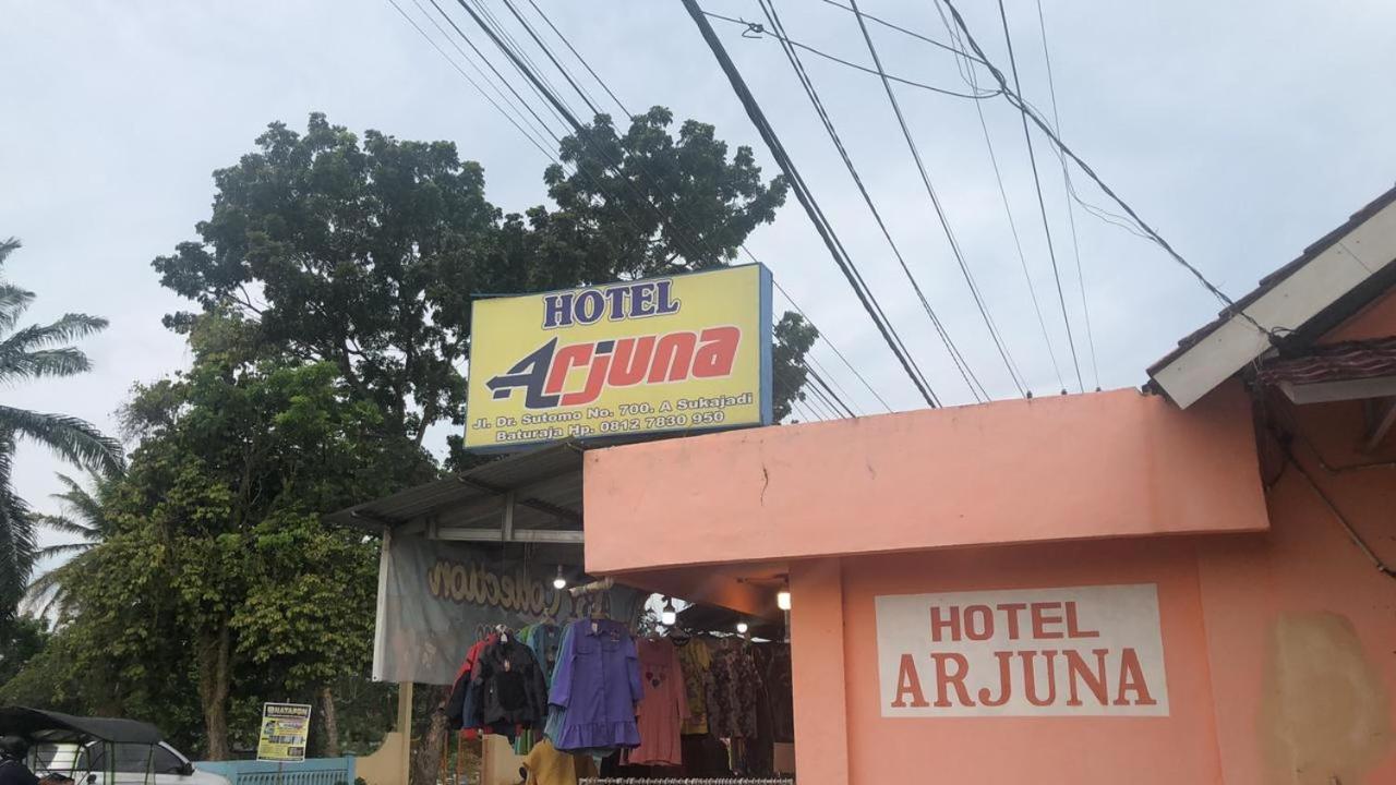 Hotel Arjuna Baturaja  Exterior photo